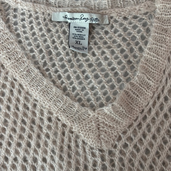American Rag Wool/Mohair Blend Sweater - Blush/Cream Size L/XL - Picture 8 of 9